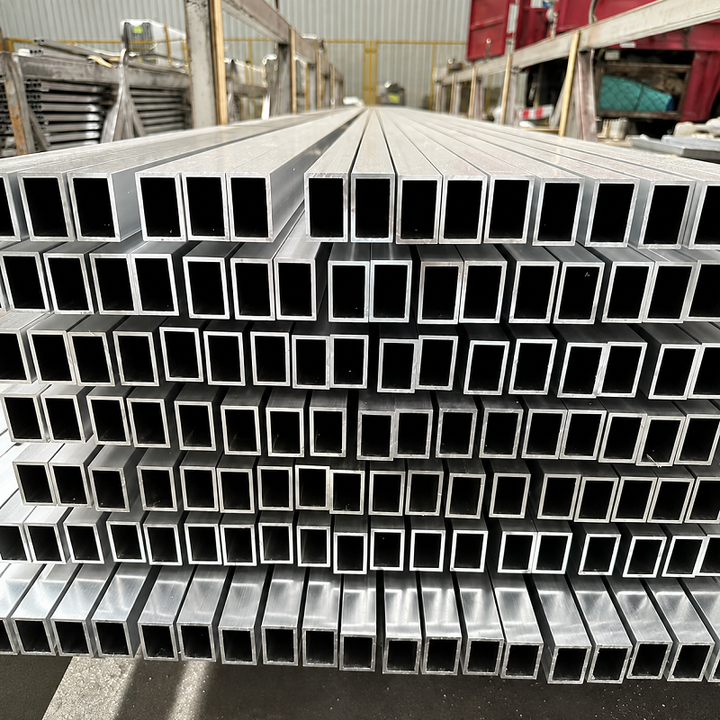 Aluminum Rectangular Tube (1)